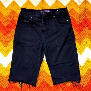 Raw Cut Gloria Vanderbilt Shorts